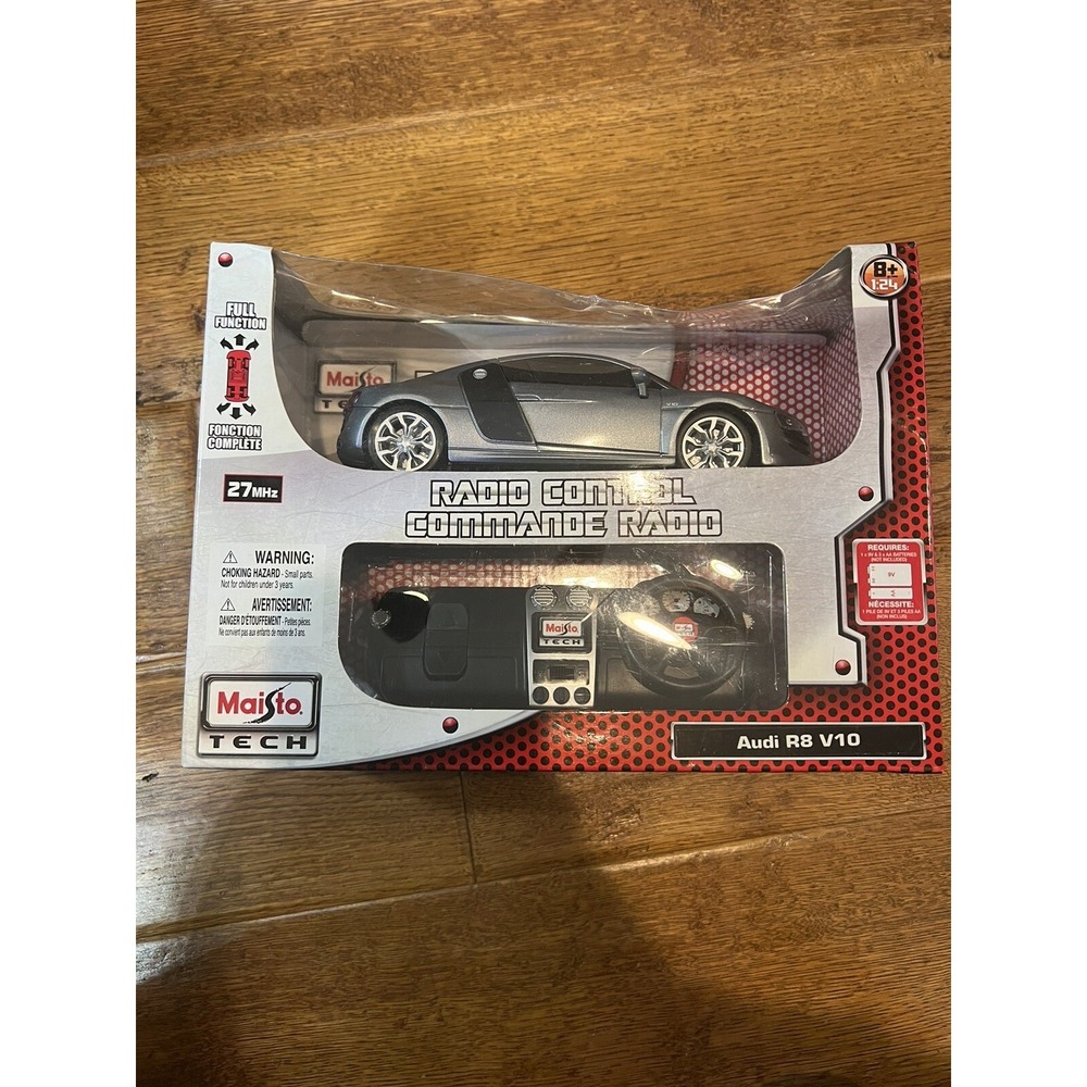 Maisto Tech 1:24 Audi R8 V10 Radio Controlled Car Red